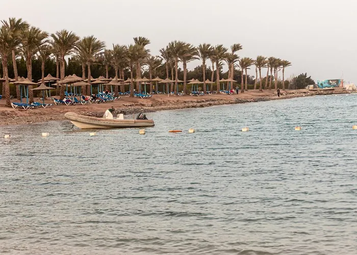 Mirage Bay Apartment *
