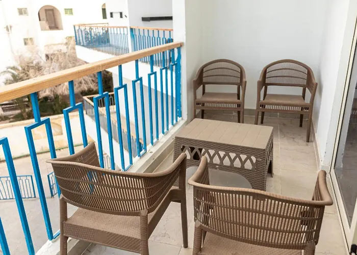 Apartment Mirage Bay
